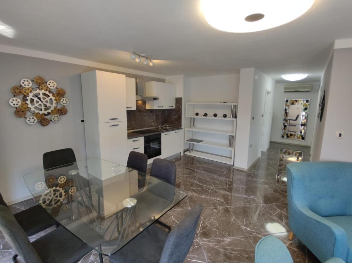 Modern Apartment Ana Ровинь Экстерьер фото