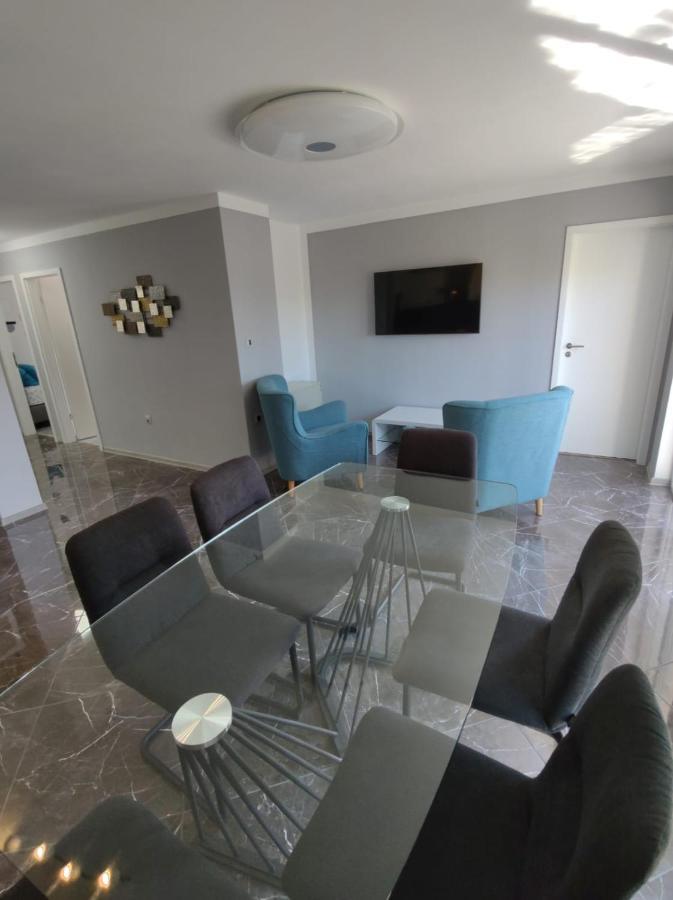 Modern Apartment Ana Ровинь Экстерьер фото