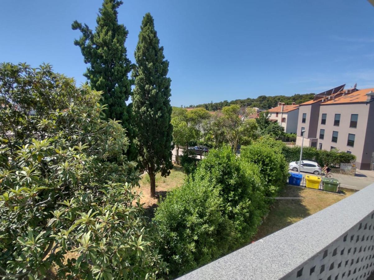Modern Apartment Ana Ровинь Экстерьер фото