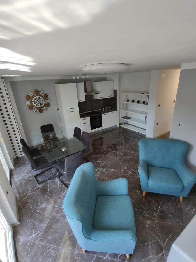 Modern Apartment Ana Ровинь Экстерьер фото