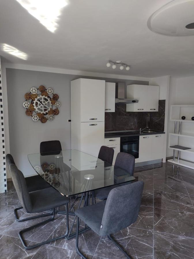 Modern Apartment Ana Ровинь Экстерьер фото